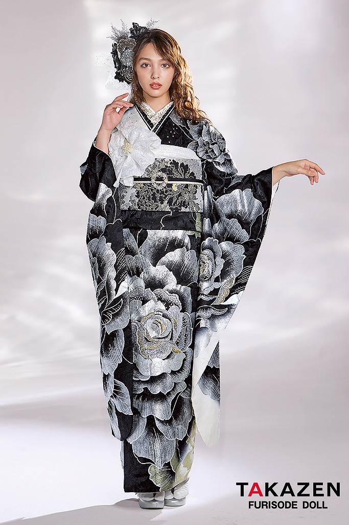 クール系　黒/シルバー(銀色)　薔薇柄　一番人気　派手　目立つ　かっこいい振袖　クール　キラキラスワロフスキー付き　ギャル　香川るな　32105