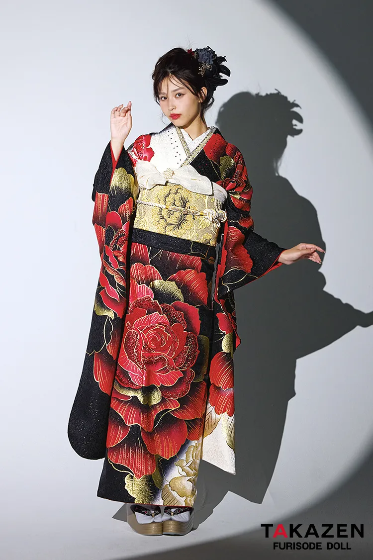 モード系グラマラス　赤/黒/金　バラ/大柄　派手かわいい　キラキラ　目立つ　ギャル振袖　グラマラス　スワロフスキー付き振袖ネットレンタル　かっこいい　谷田ラナ　32103