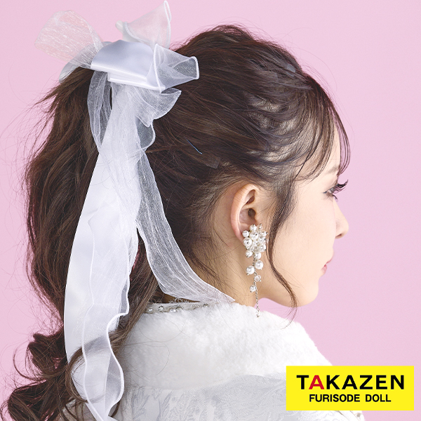 トレンドリボンヘアアクセサリー　白　ホワイト　パール　バラ髪飾り　使いやすい　オシャレな成人式卒業式髪飾り通販