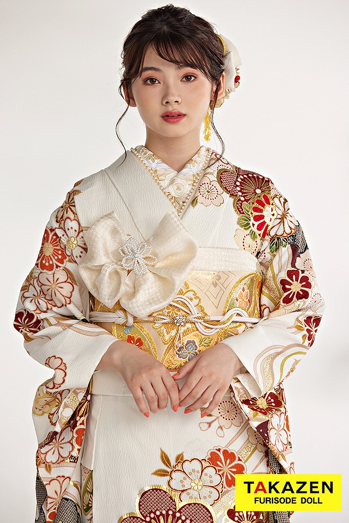 正統派古典　白/黒/赤　菊柄　かわいい　清楚　伝統的振袖　金彩刺繍京友禅　南琴奈　24046