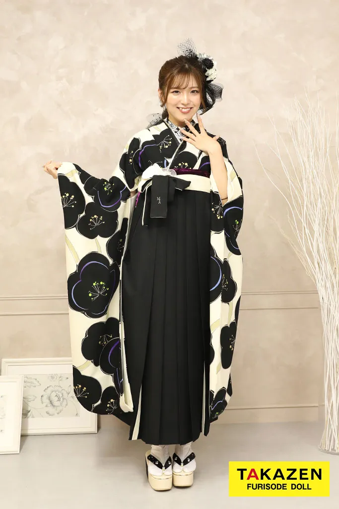 アンティーク調レトロ　白/黒/モノトーン　梅柄/総柄　おしゃれ　大人っぽい　RY062