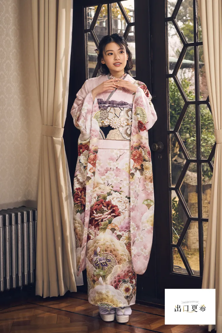 出口夏希ブランド振袖ネットレンタル　ピンク/くすみ系　牡丹柄　控えめ　綺麗　かわいい　はんなり　清楚　上品　K1309