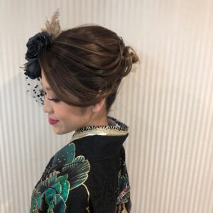 髪型　ヘアアレンジ　可愛い　夜会巻き　成人式