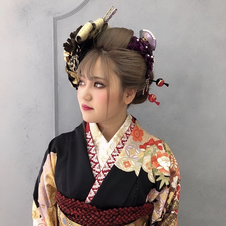 カッコイイ花魁風ヘアスタイル 全国対応 振袖 袴通販レンタルならfurisode Doll フリソデドール By Takazen 成人式振袖 卒業式袴ecレンタルno 1