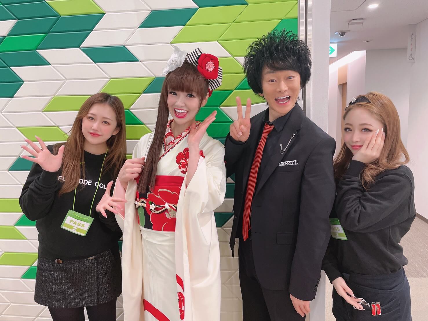 本日のせやねん かつみさゆりさんの着付けをさせていただきました 全国対応 振袖レンタルならフリソデドール 成人式振り袖 卒業式袴レンタルno 1 本日のせやねん かつみさゆりさんの着付けをさせていただきました 全国対応 振袖レンタルならフリソデドール 成人式振り袖 卒業式袴レンタルno 1