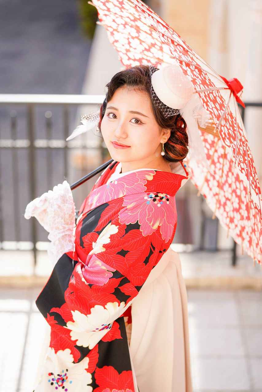 白地に赤の入った袴はとても気に入りました。