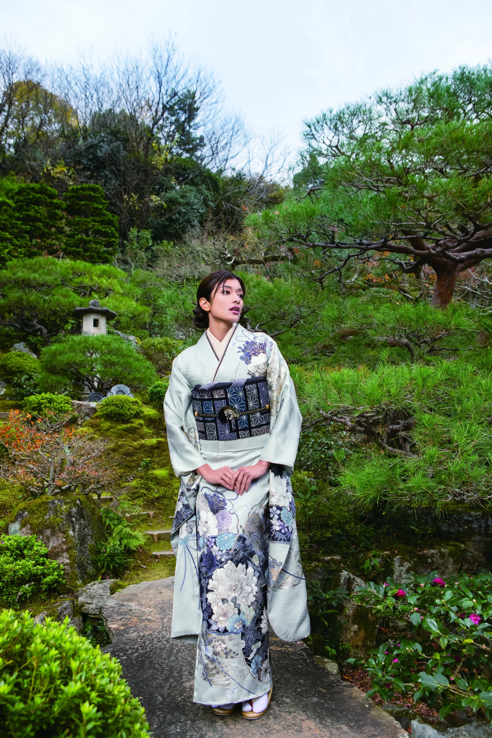 ローラ振袖　成人式　カラフル