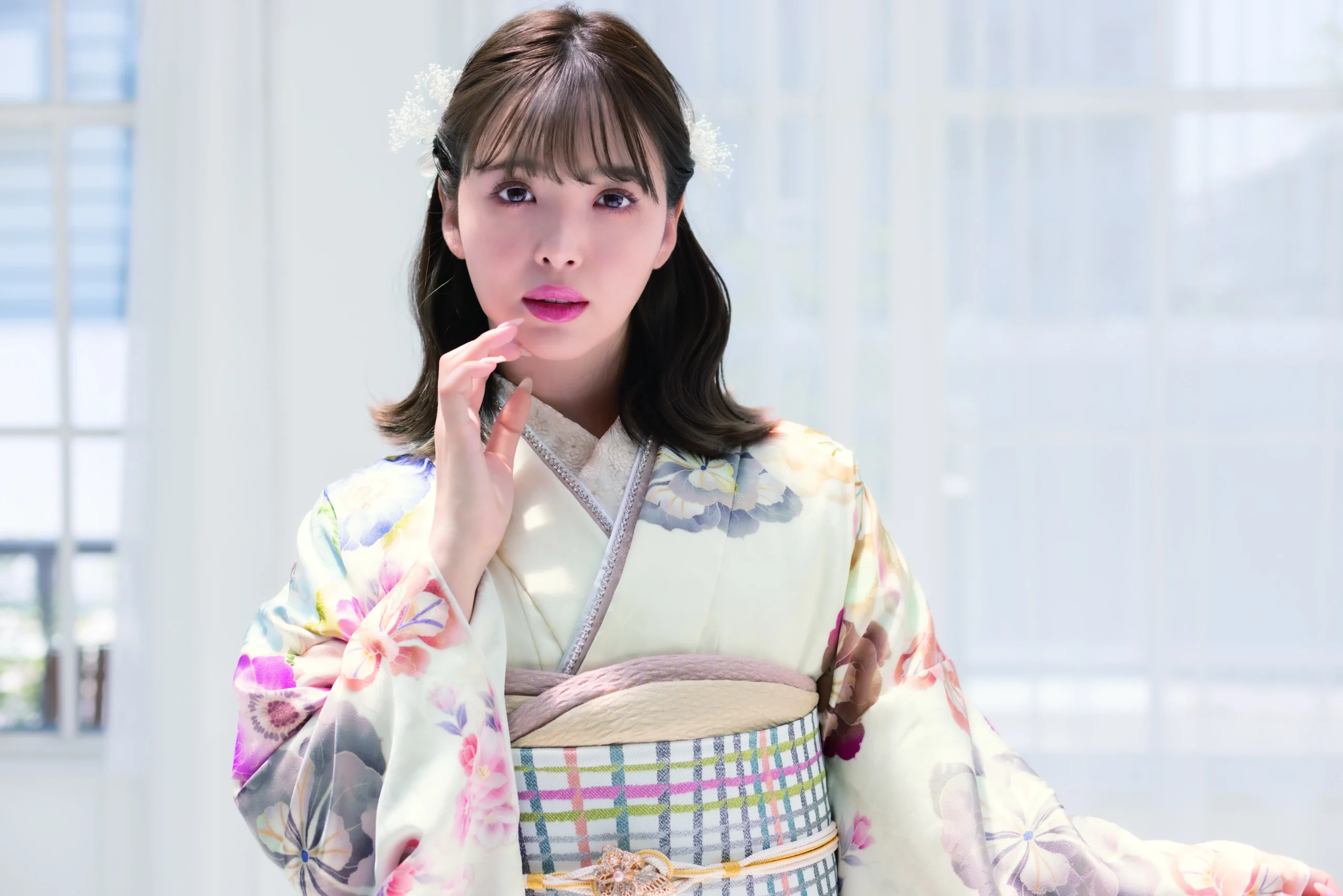 ニコル振袖　成人式　カラフル　2025年　新作　人気　ブランド　おしゃれ