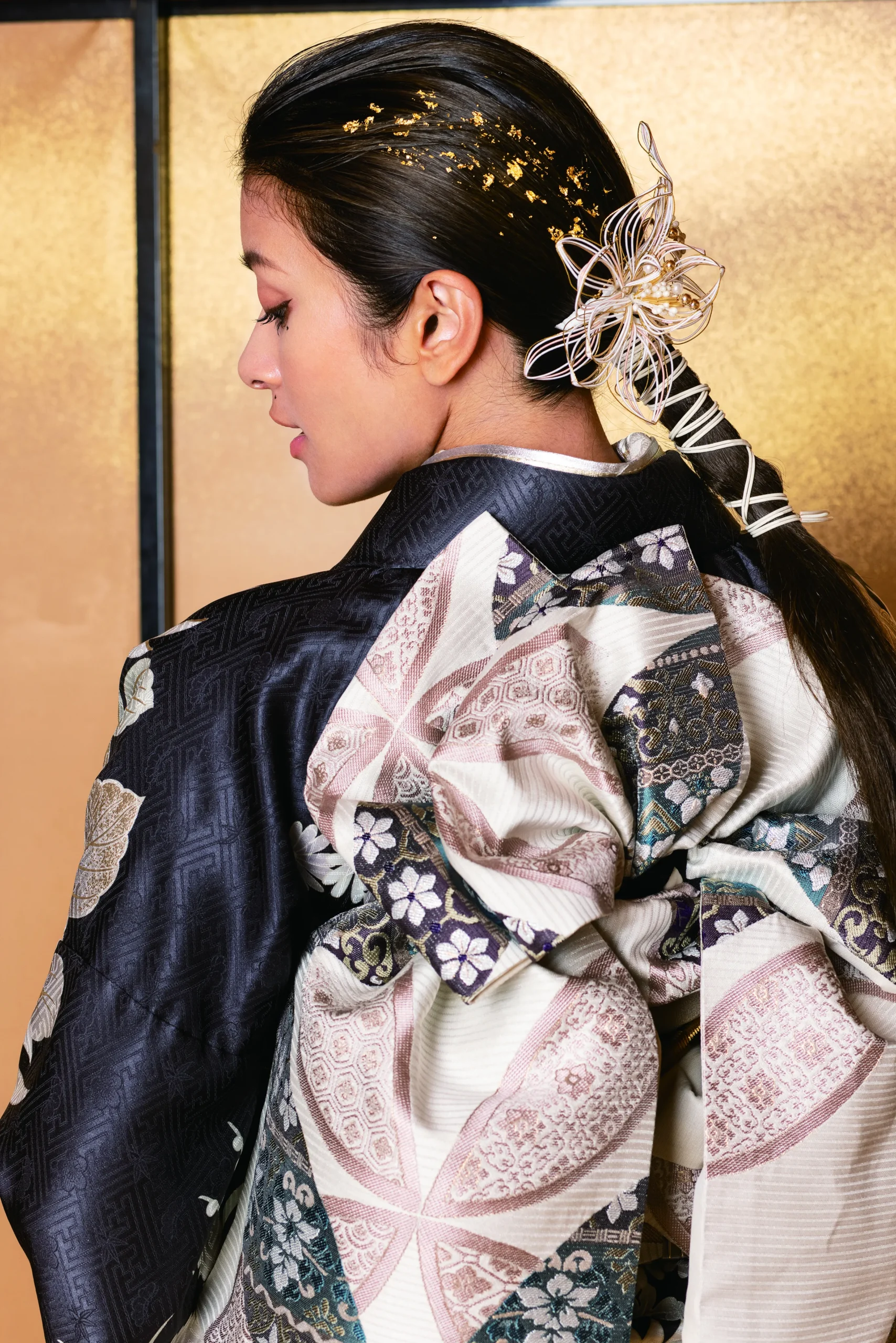ローラ振袖　成人式　カラフル