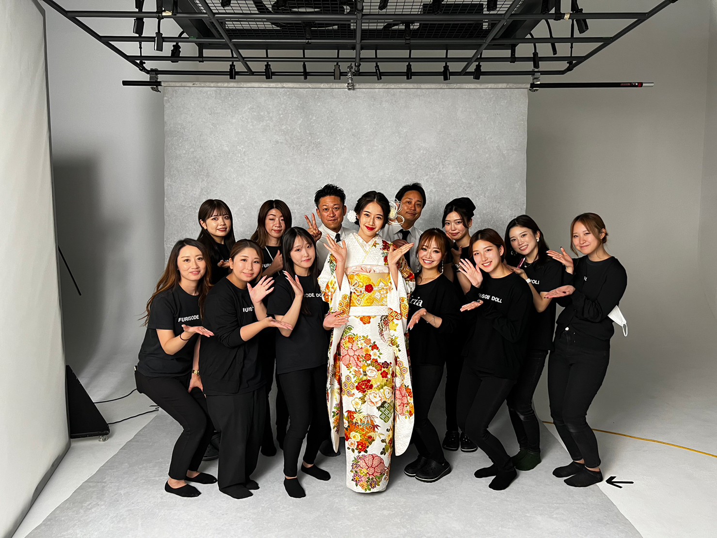 カタログ撮影が始まっております📷✨昨年の撮影の様子をご紹介します🎀