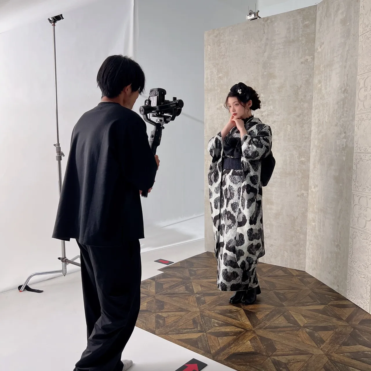 成人式　レンタル　振袖　可愛い　今どき　くすみカラー　オフショット　南琴奈