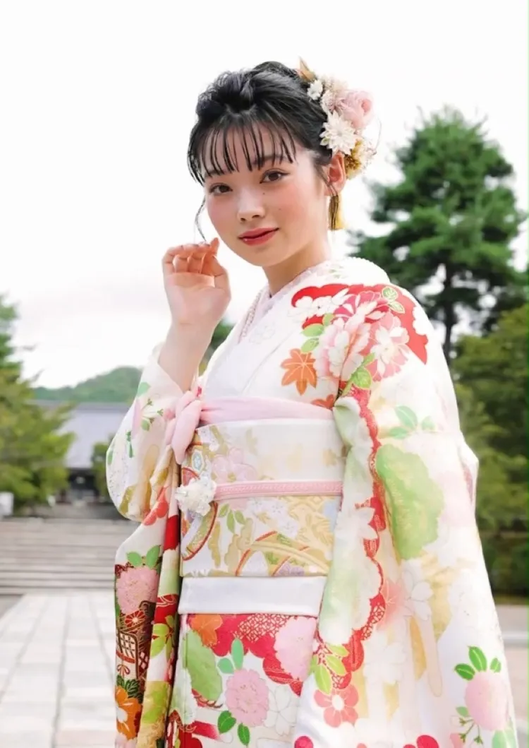 全国対応】振袖・袴ネットレンタルならFURISODE DOLL（フリソデ