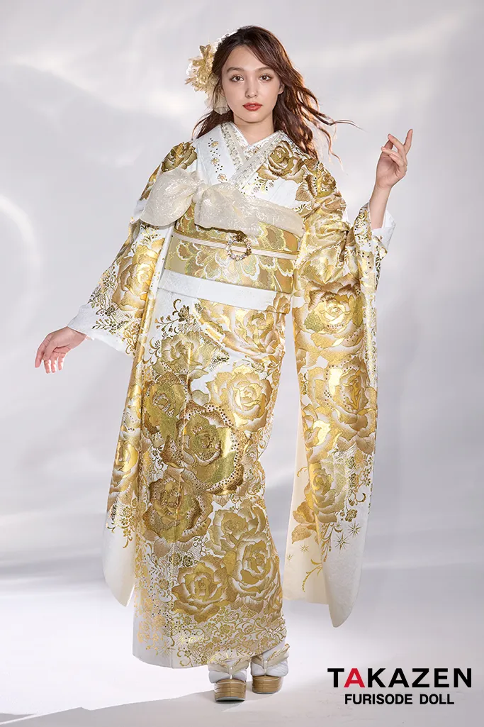 TAKAZEN　振袖レンタル　モード　キラキラ　派手　セクシー　ラグジュアリー　目立つ　人とかぶらない　金