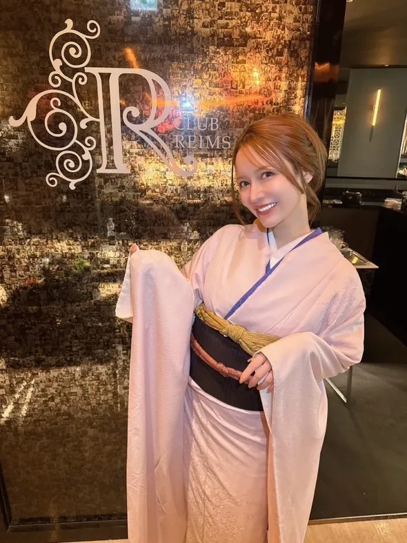 振袖　ネットレンタル　キャバ嬢　かわいい