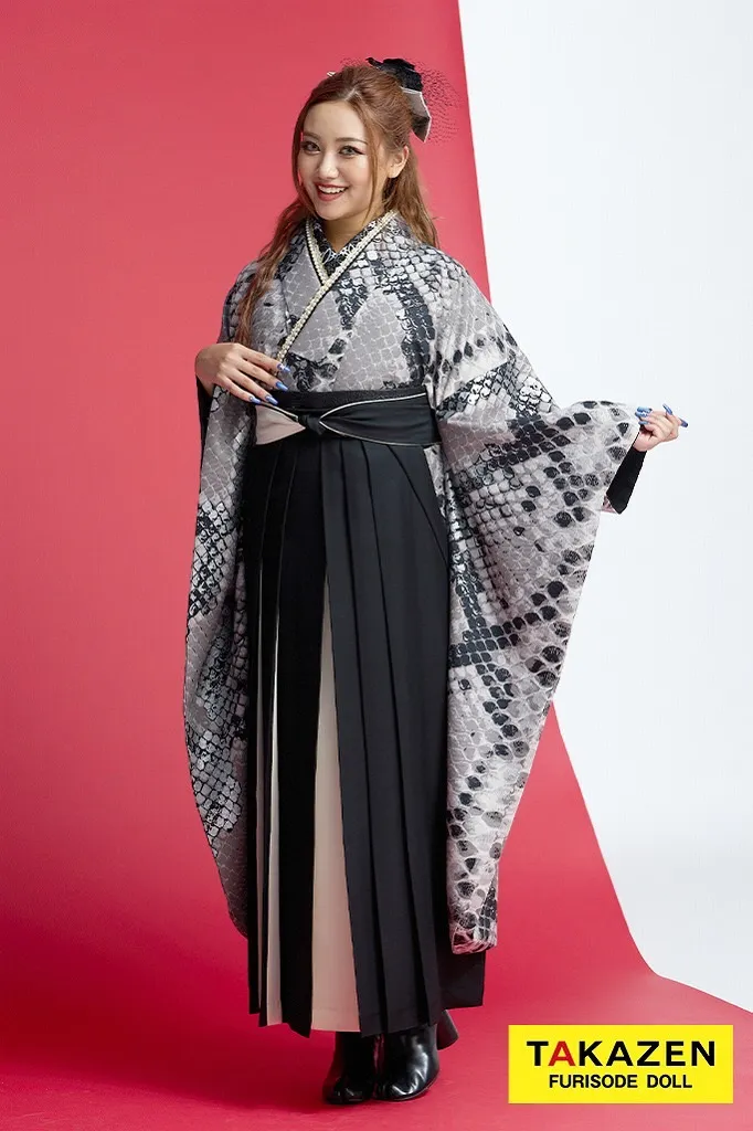 卒業式　袴　レンタル　中村りおん　今井アンジェリカ　かっこいい袴　かわいい
