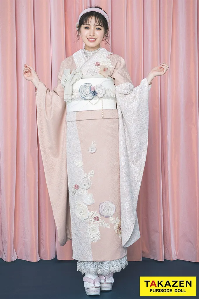 成人式　振袖　ヘップバーンシリーズ　かわいい　オシャレ　　キラキラ　ラグジュアリー　セクシー