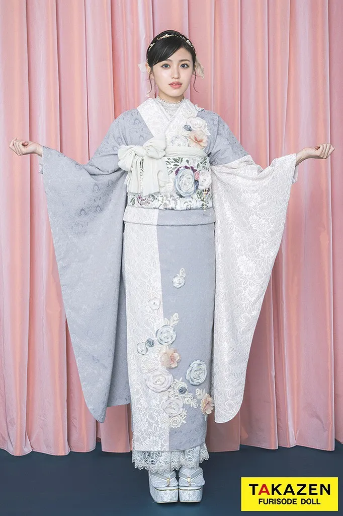 成人式　振袖　ヘップバーンシリーズ　かわいい　オシャレ　　キラキラ　ラグジュアリー　セクシー