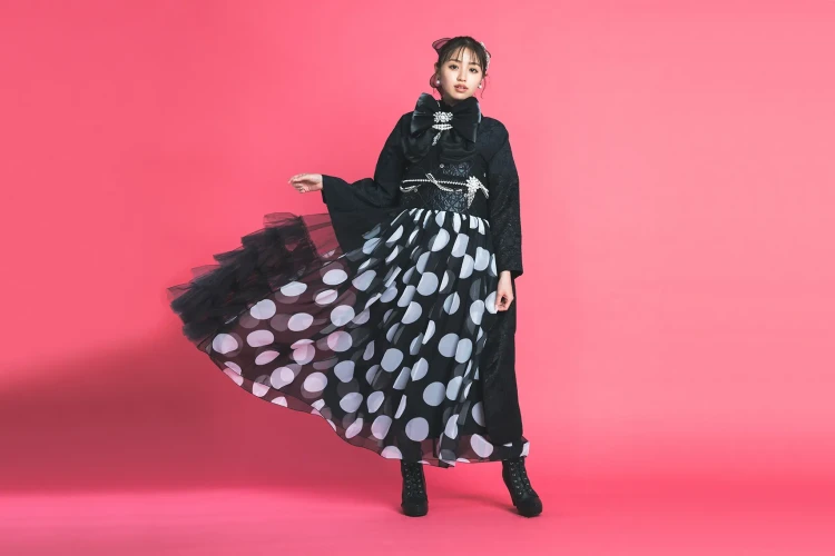 成人式振袖ネットレンタル　ブラックレーベル　ドレス振袖