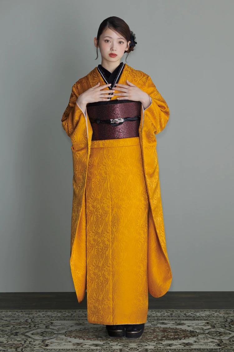 成人式振袖ネットレンタル　ヴィンテージスタイル　すっきり　シンプル