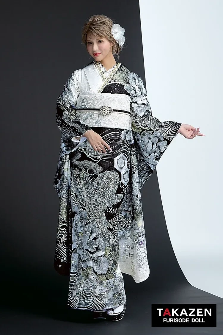 派手振袖ネットレンタル　成人式　目立つ　いかつい