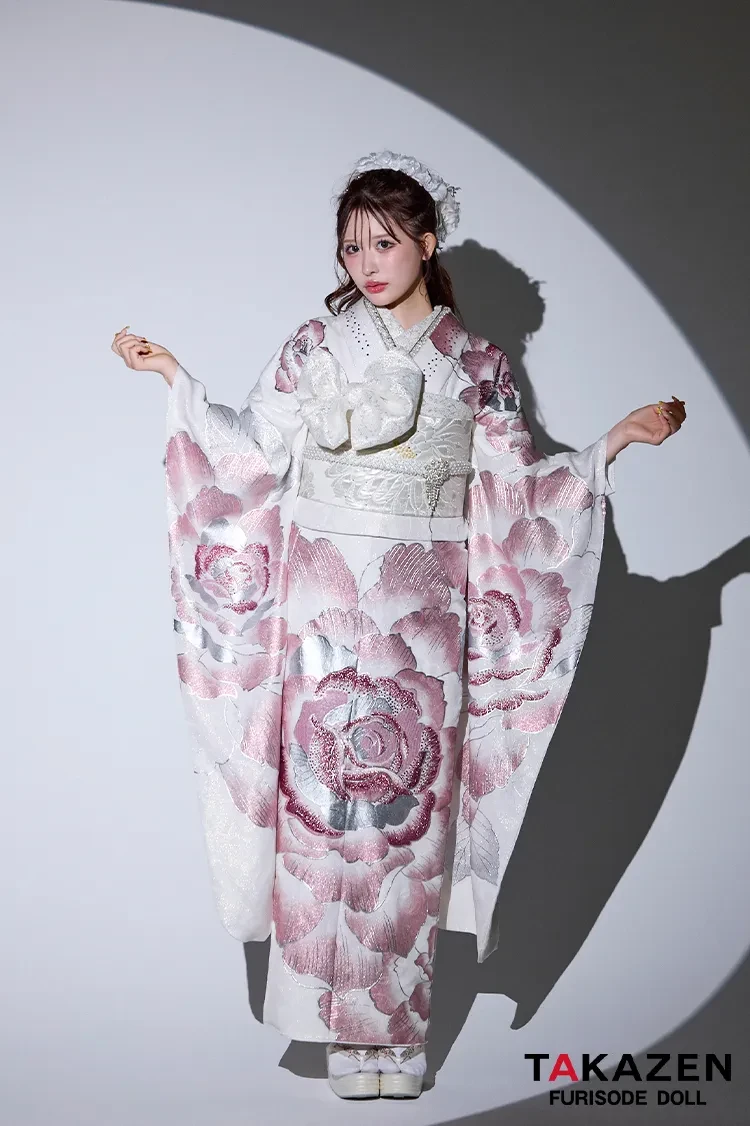 成人式　振袖　オシャレ　可愛い　新作　モード