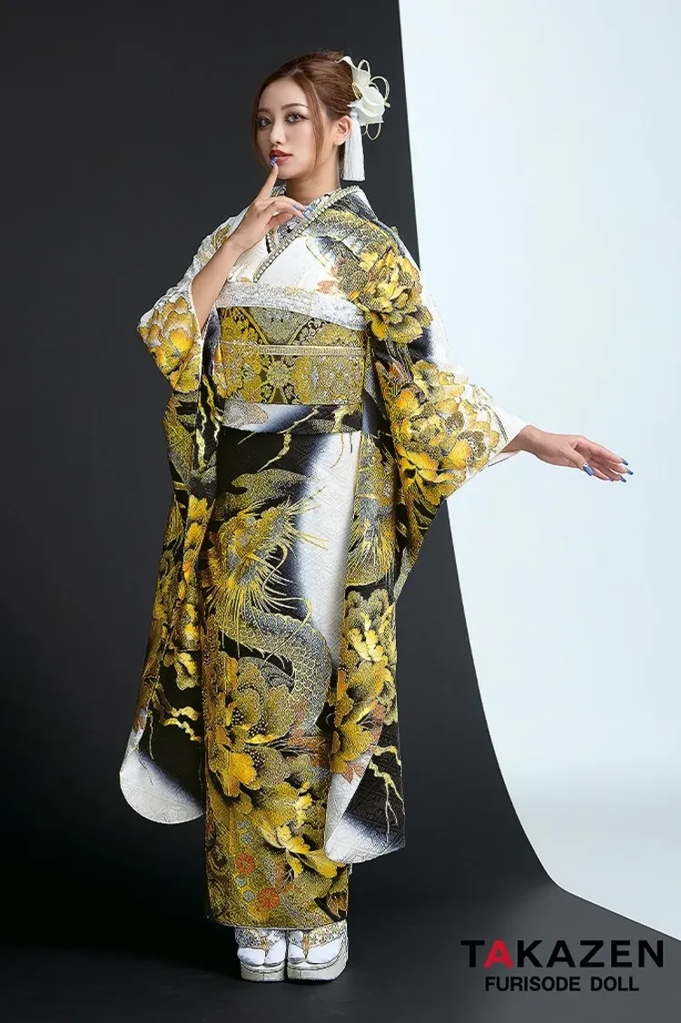 派手振袖ネットレンタル　成人式　目立つ　いかつい