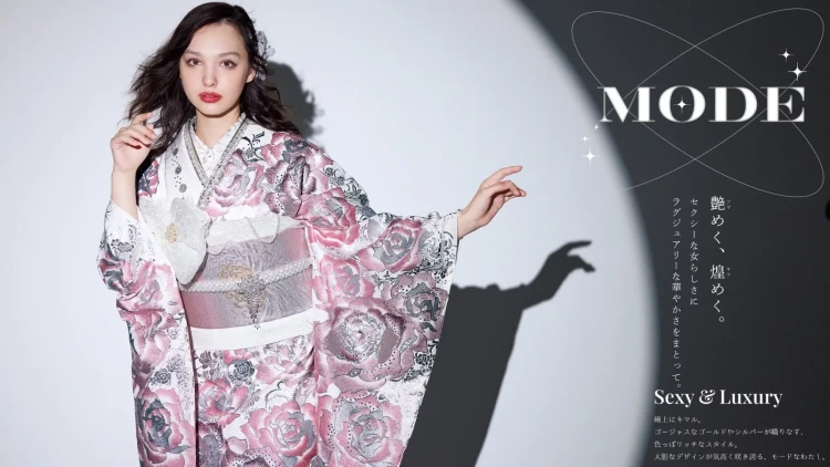 新作公開✨ゴージャスなモードお振袖✨