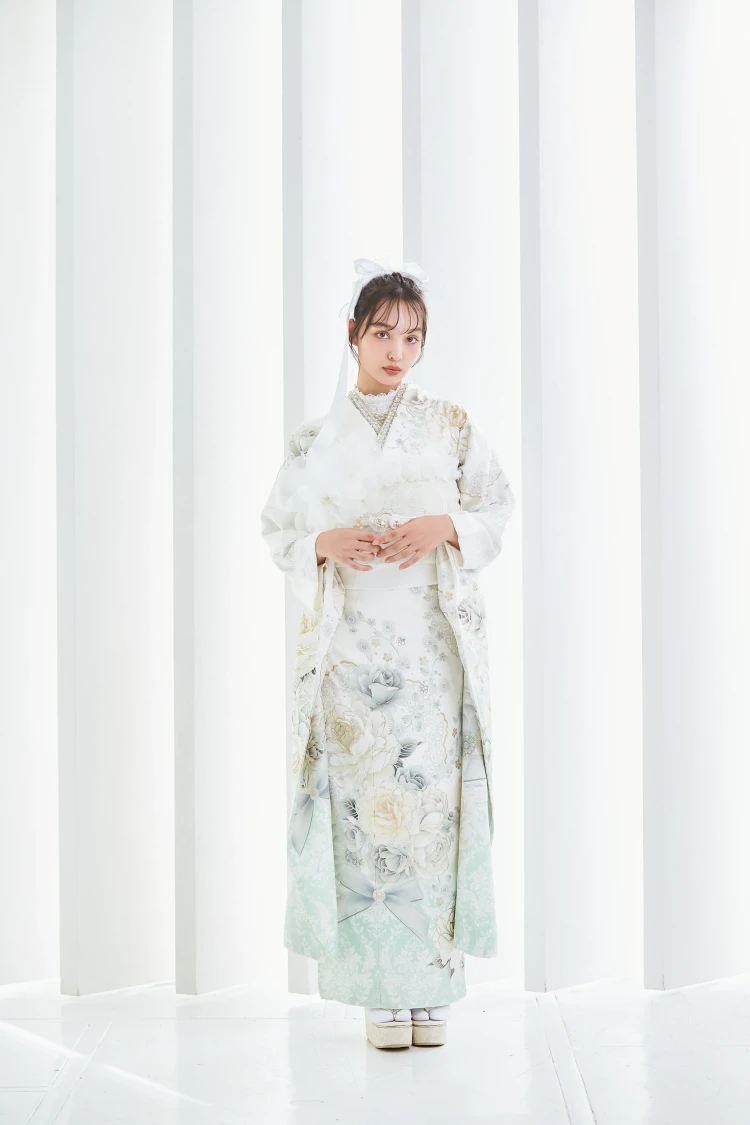 成人式　振袖　レンタル　かわいい　コスメカラー