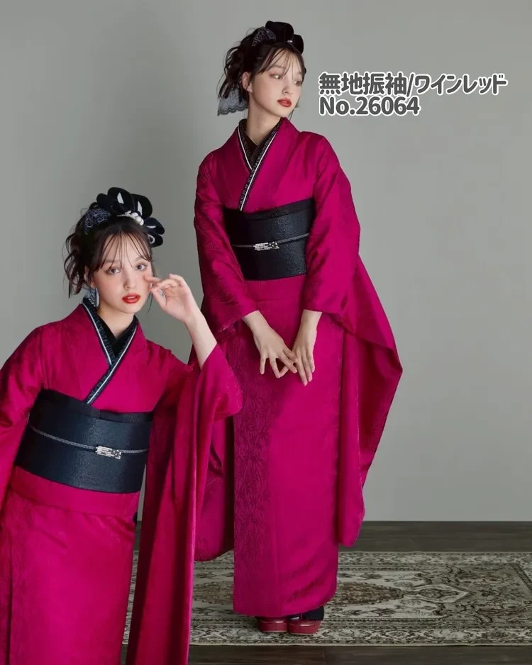 赤紫色の無地振袖コーデ　シンプルな着物