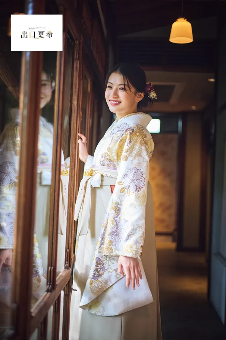 卒業式　袴　レンタル　出口夏希　卒業式袴　かわいい　27卒　