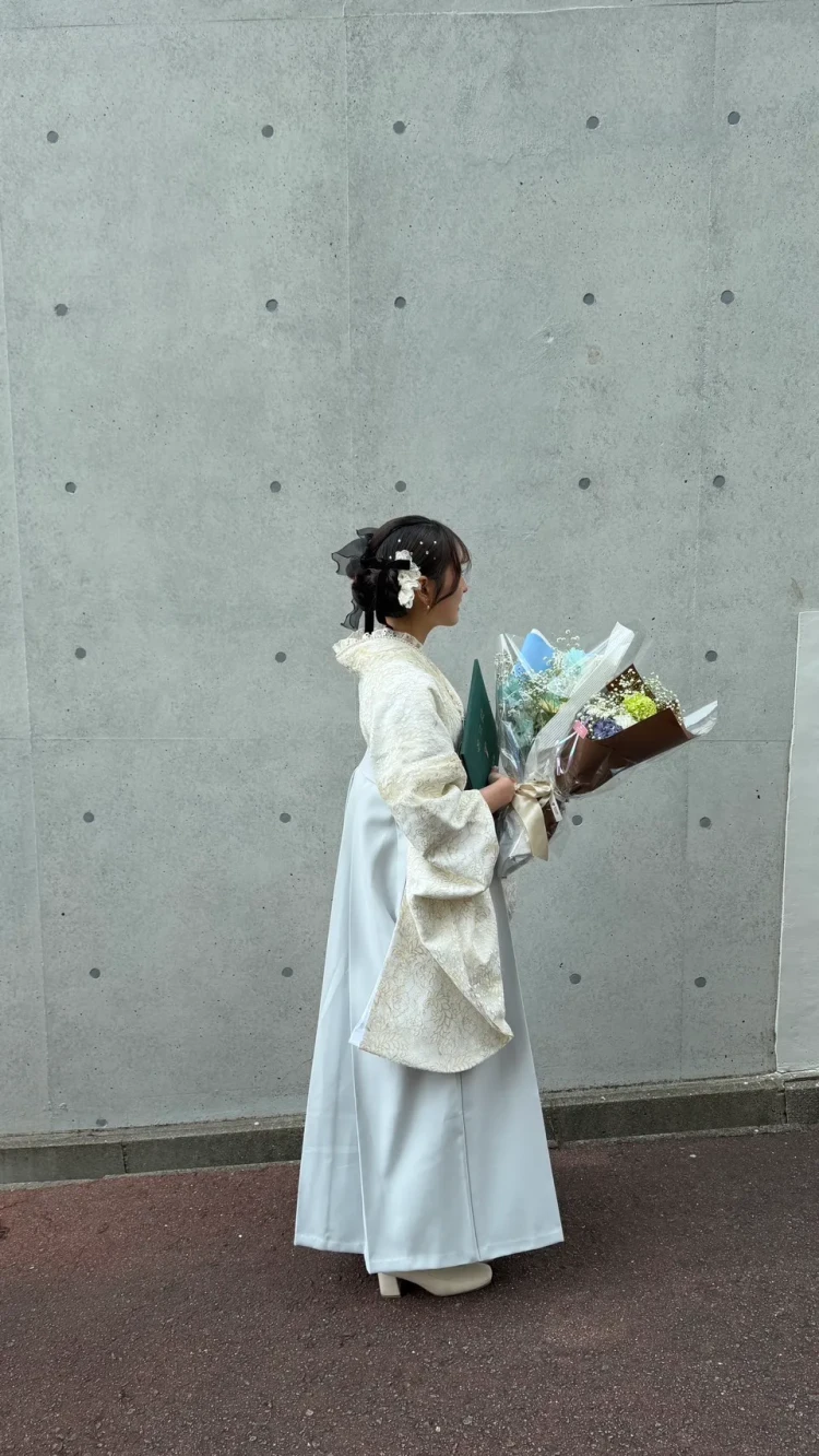 卒業式　袴　レンタル　卒業式フォト　花束フォト