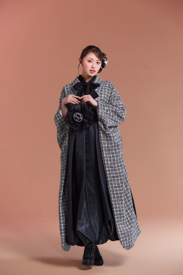 大人かわいいツイード生地の新作ドレス袴