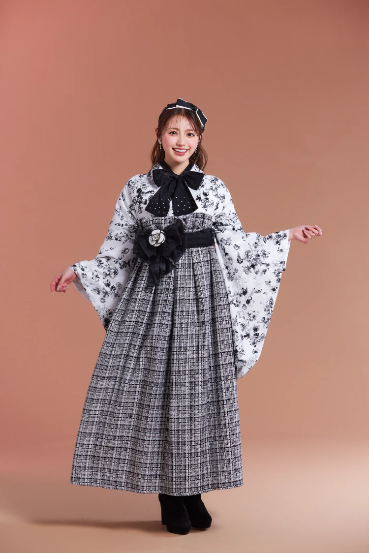 大人かわいいツイード生地の新作ドレス袴
