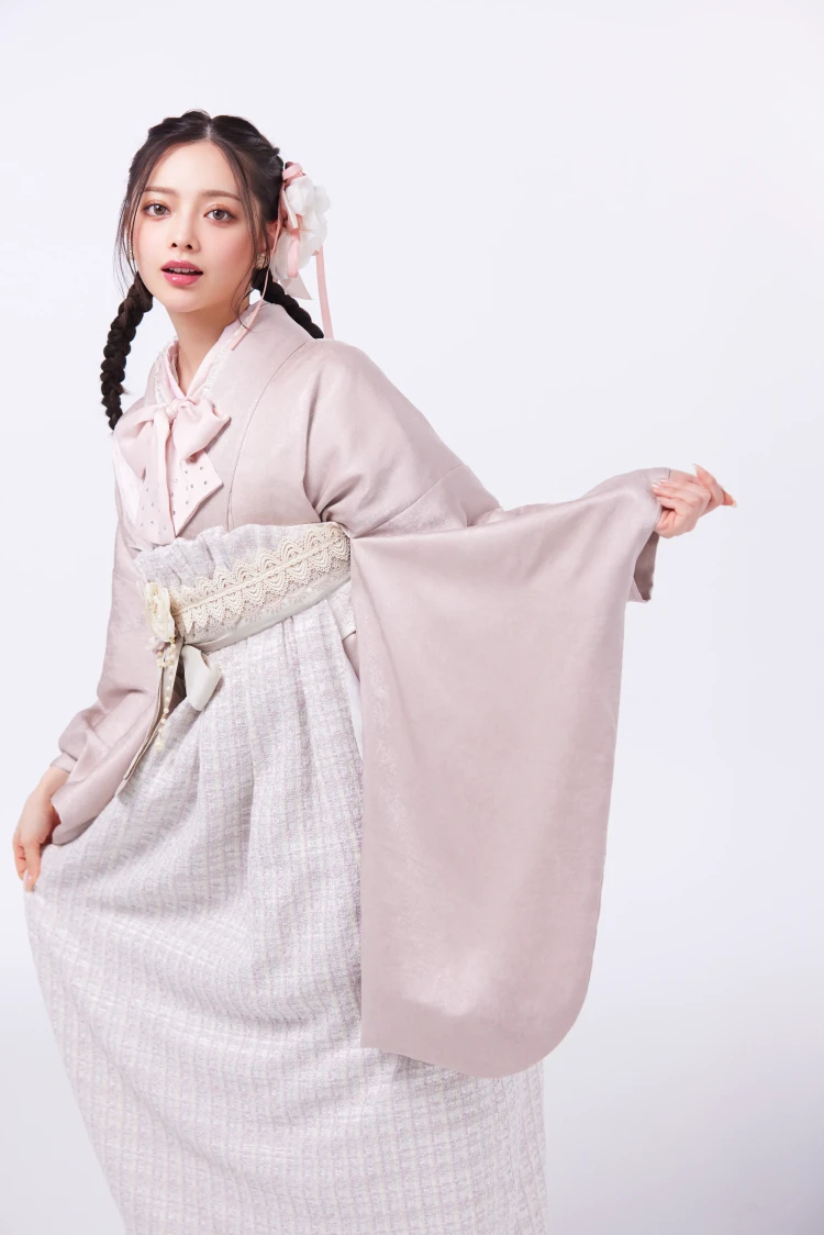 おしゃれで被らない新作ドレス袴