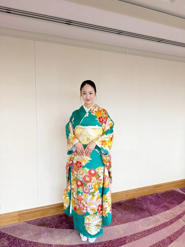 天翔愛ちゃん着用の久保耕の高級古典振袖