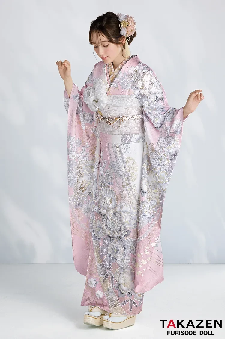 ピンクの関芳のプレミアム古典振袖