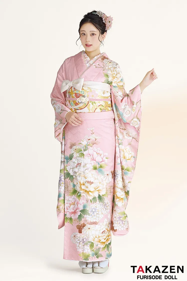 可愛く着こなすならピンクの古典振袖